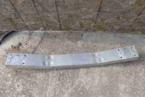 Изображение товара 30268 - 00030268 usilitel bampera zadnij Volvo XC60 1