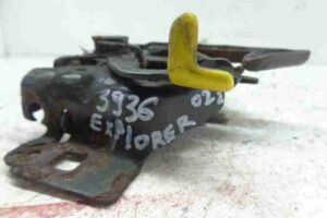 Изображение товара 30308 - 00030308 zamok kapota Hyundai i40 3