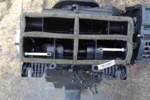 Изображение товара 30393 - 00030393 korpus otopitelya 2