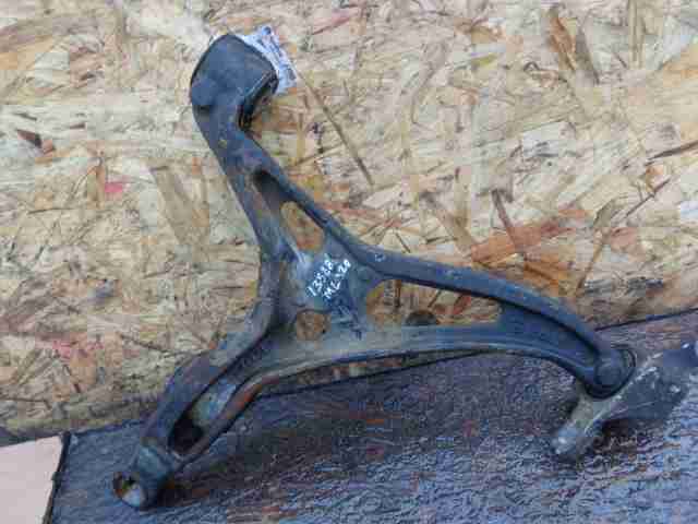 Изображение товара 30421 - 00030421 rychag perednij pravyj nizhnij Ford Escort