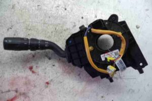 Изображение товара 30585 - 00030585 pereklyuchatel podrulevoj (strekoza) BMW 4 Series