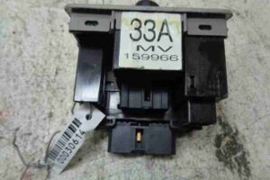 Изображение товара 30614 - 00030614 knopka salona Peugeot 306 2