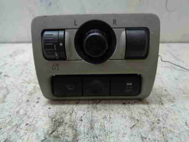 Изображение товара 30614 - 00030614 knopka salona Peugeot 306