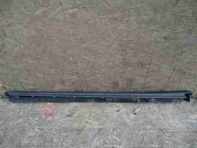 Изображение товара 30679 - 00030679 porog plastikovyj levyj BMW X1