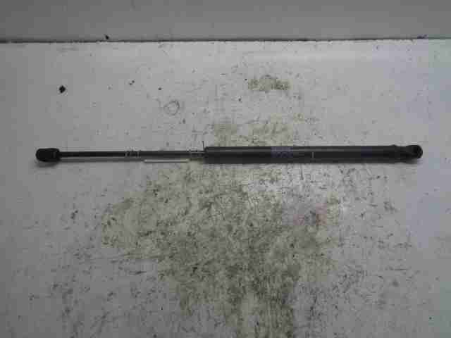 Изображение товара 30690 - 00030690 amortizator kryshki bagazhnika