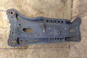 Изображение товара 30792 - 00030792 balka zadnyaya Subaru Legacy 2