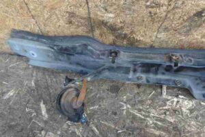 Изображение товара 30921 - 00030921 planka pod kapot Toyota Venza 3