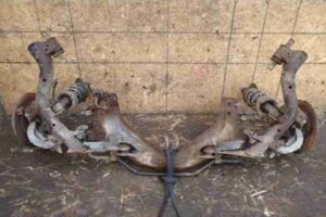 Изображение товара 31398 - 00031398 balka zadnyaya Renault Sandero