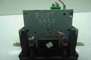 Изображение товара 31433 - 00031433 proigryvatel DVD Volkswagen Amarok 1