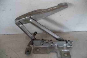 Изображение товара 31596 - 00031596 petlya kapota 