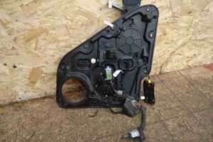 Изображение товара 31806 - 00031806 steklopodemnik zadnij levyj Hyundai H1 2