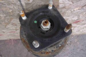 Изображение товара 31895 - 00031895 amortizator perednij pravyj Citroen Berlingo 3