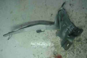 Изображение товара 31943 - 00031943 petlya kapota levaya Audi TT 1