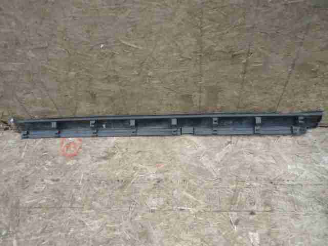 Изображение товара 31967 - 00031967 porog plastikovyj levyj Volkswagen Amarok