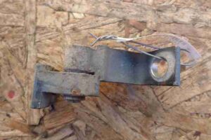 Изображение товара 32064 - 00032064 petlya dveri zadnyaya 1