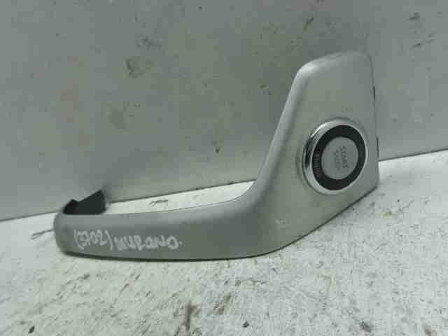 Изображение товара 32152 - 00032152 knopka salona Lexus LS