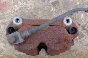 Изображение товара 32471 - 00032471 support perednij pravyj Chrysler Sebring 2