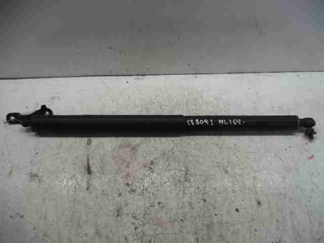 Изображение товара 32925 - 00032925 amortizator kryshki bagazhnika Ford Escort