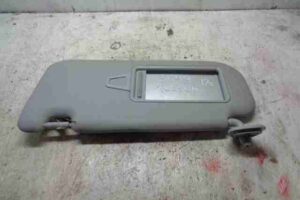 Изображение товара 32981 - 00032981 kozyrek solntsezaschitnyj Mercedes CLA 3