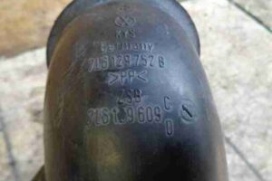 Изображение товара 33031 - 00033031 patrubok vozdushnogo filtra 1