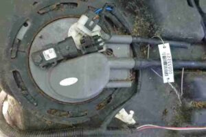 Изображение товара 33229 - 00033229 bak toplivnyj Peugeot 406 2