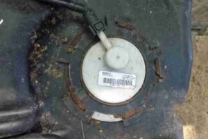 Изображение товара 33229 - 00033229 bak toplivnyj Peugeot 406 3