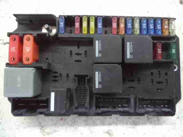 Изображение товара 33353 - 00033353 blok predokhranitelej Audi Q7