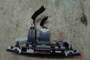 Изображение товара 33401 - 00033401 knopka avarijnoj signalizatsii Mercedes CLA 3