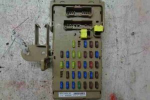 Изображение товара 33436 - 00033436 blok predokhranitelej Peugeot 306 2