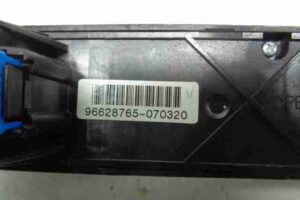 Изображение товара 33449 - 00033449 knopka salona Opel Omega 3