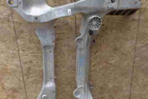 Изображение товара 33453 - 00033453 balka perednyaya Peugeot 4007
