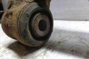 Изображение товара 33544 - 00033544 rychag perednij pravyj nizhnij Toyota Corolla 2
