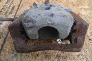 Изображение товара 33545 - 00033545 support zadnij levyj Peugeot 306 2