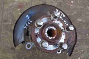 Изображение товара 33709 - 00033709 kulak povorotnyj levyj Opel Omega 1