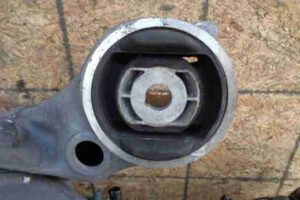 Изображение товара 33856 - 00033856 balka zadnyaya 1