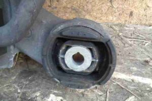 Изображение товара 33856 - 00033856 balka zadnyaya 2