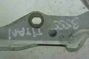 Изображение товара 33894 - 00033894 petlya kapota levaya Land Rover Range Rover Sport 2
