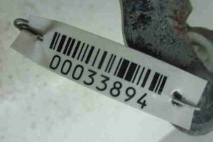 Изображение товара 33894 - 00033894 petlya kapota levaya Land Rover Range Rover Sport 3