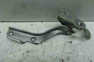 Изображение товара 33965 - 00033965 petlya kapota levaya Peugeot 306 2