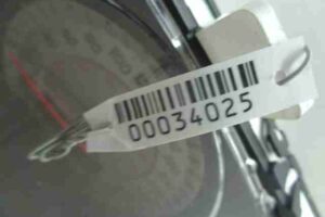 Изображение товара 34025 - 00034025 schitok priborov Lexus LS 1