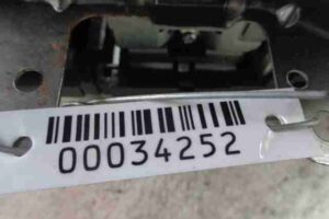 Изображение товара 34252 - 00034252 proigryvatel DVD Volkswagen Amarok 3