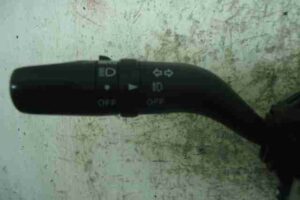 Изображение товара 35037 - 00035037 pereklyuchatel podrulevoj (strekoza) Citroen Berlingo 3