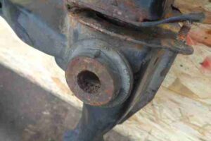 Изображение товара 35050 - 00035050 balka perednyaya Ford Kuga 2