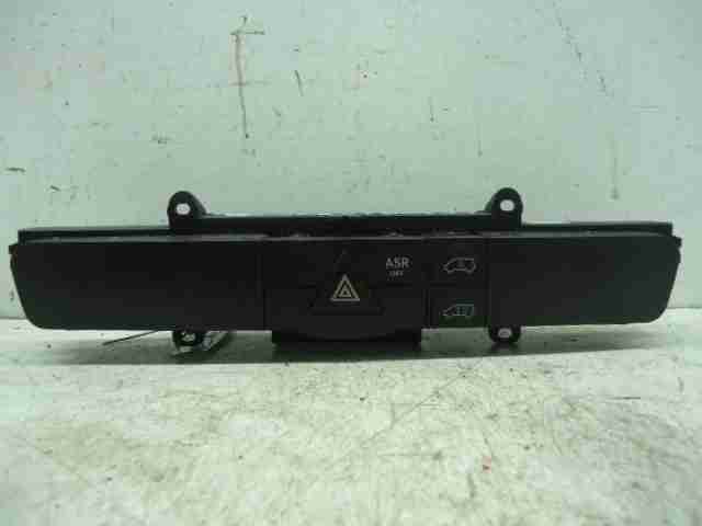 Изображение товара 35099 - 00035099 knopka avarijnoj signalizatsii Toyota Celica