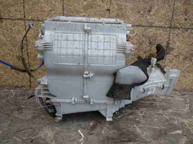 Изображение товара 35220 - 00035220 korpus otopitelya Isuzu Rodeo