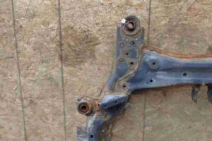 Изображение товара 35272 - 00035272 balka perednyaya Ford Kuga 1