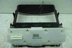 Изображение товара 35915 - 00035915 panel upravleniya magnitoloj Toyota Hiace 2