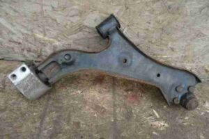 Изображение товара 36061 - 00036061 rychag perednij levyj nizhnij Opel Omega 1
