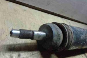 Изображение товара 36100 - 00036100 amortizator zadnij levyj BMW 3 Series 3