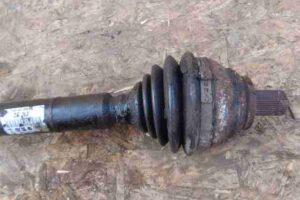 Изображение товара 36178 - 00036178 poluos perednyaya pravaya Volvo S40 2